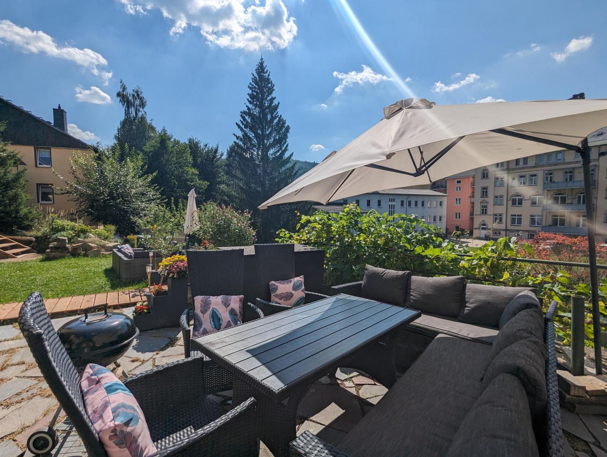 F3 Urlaubsmagie - Pool, Garten & Terrasse - 4p Sebnitz