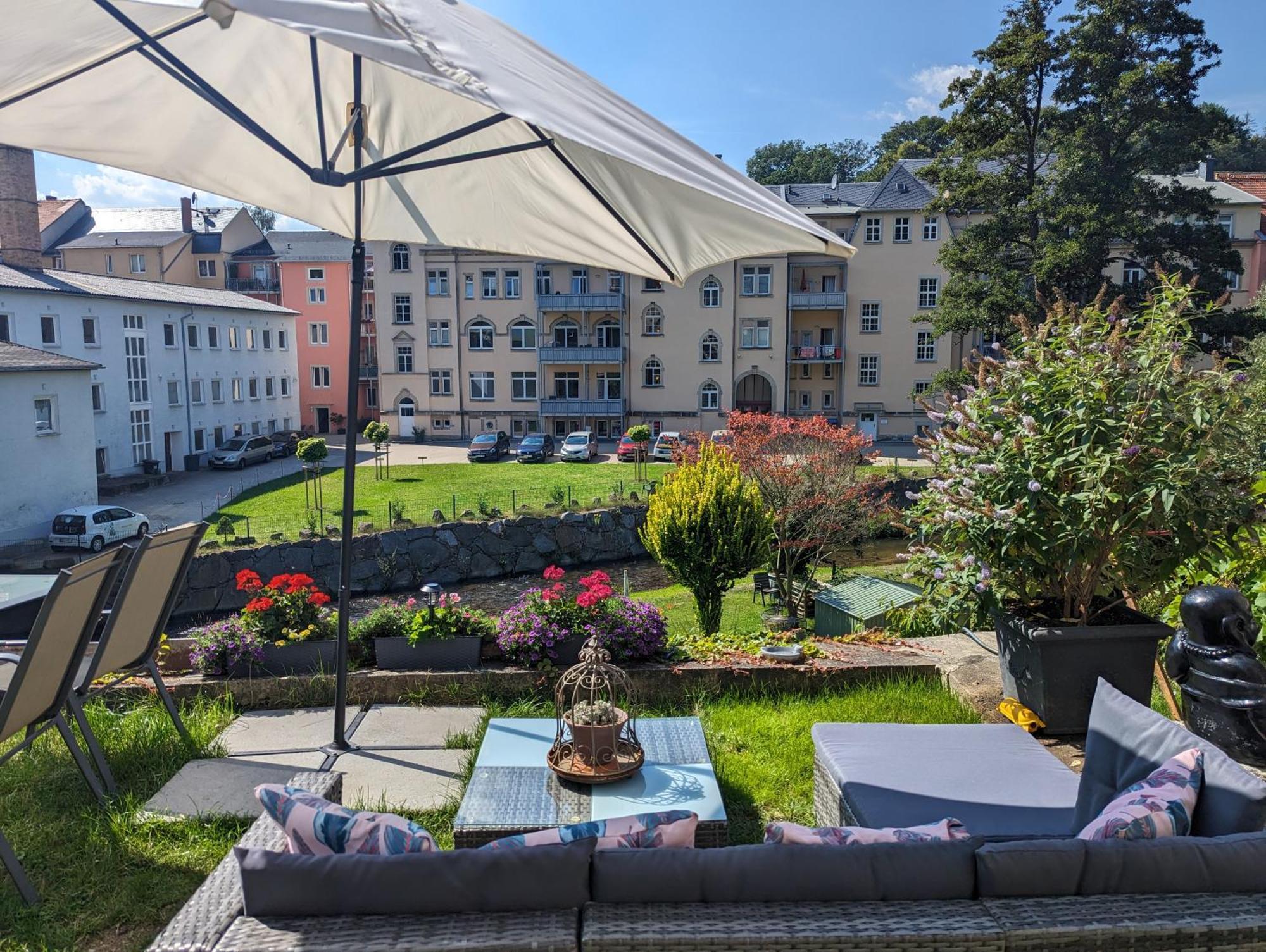 F3 Urlaubsmagie - Pool, Garten & Terrasse - 4p Sebnitz