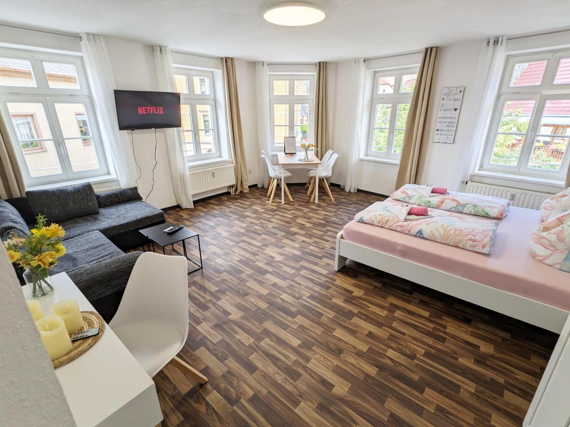 Apartment F3 Urlaubsmagie - Pool, Garten & Terrasse - 4p Sebnitz
